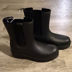 Serra Black Ankle Rain Boots